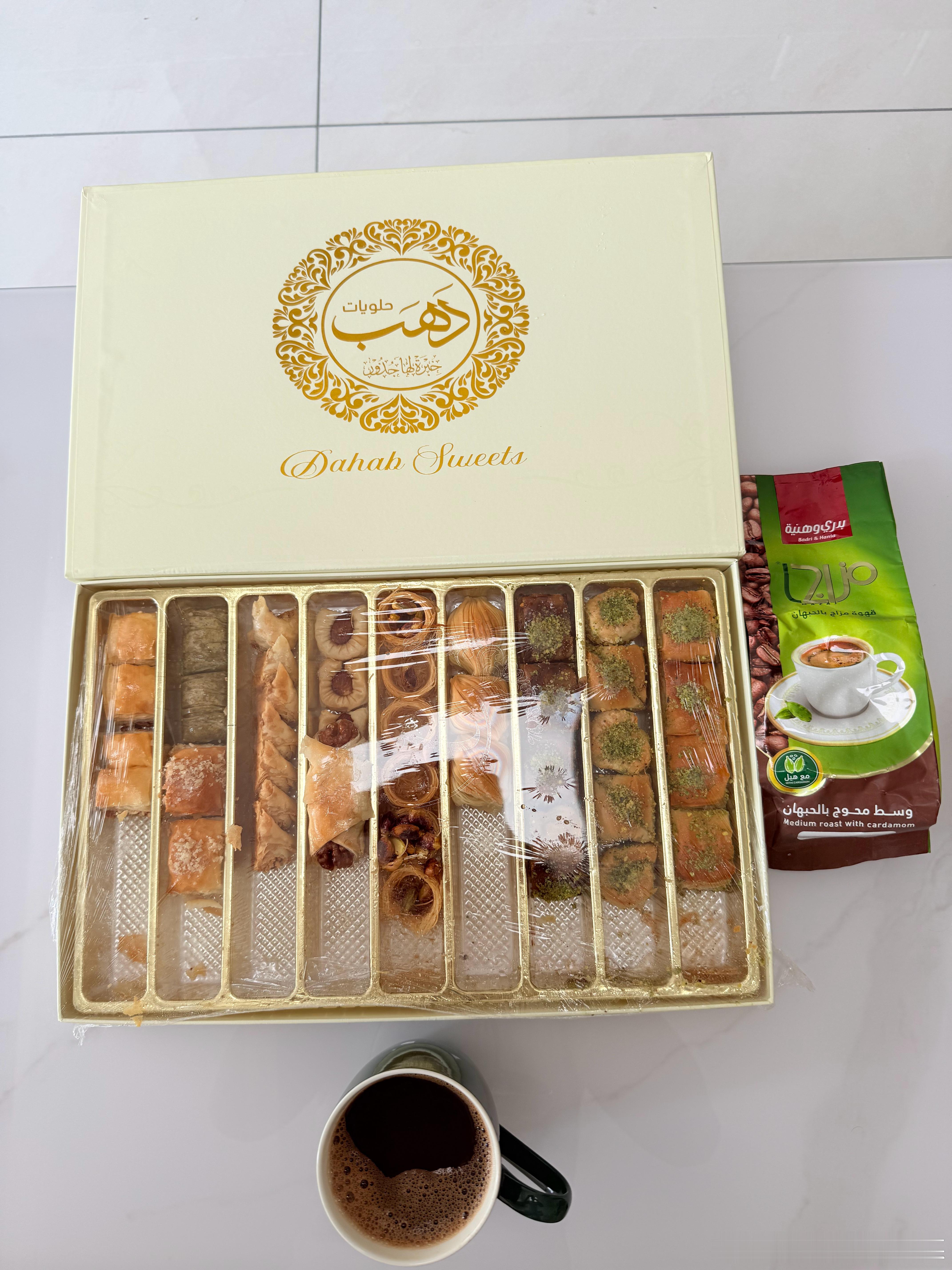 加沙咖啡与甜点，不只是一餐，而是一场时光旅行。香气、甜味、温度，全都带我们回到加