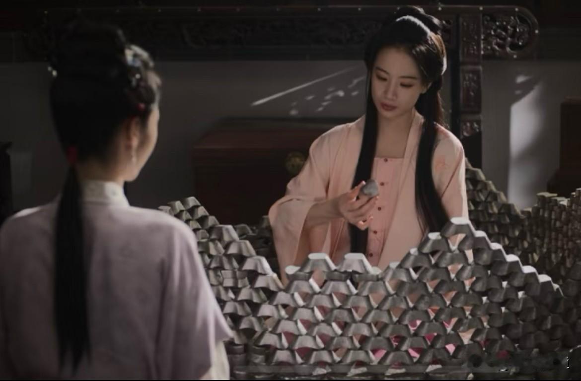 内娱终于出现了一个可怕的演员，

那就是李梦。

不是因为她长得有多好看，而是她