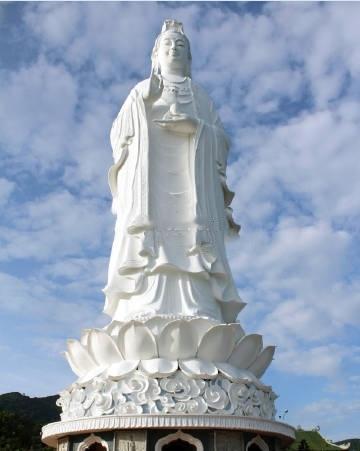诸事骤然受阻，难以为继时，多半是天意劝止，实则是上天在护佑，需静心参悟，回望过往