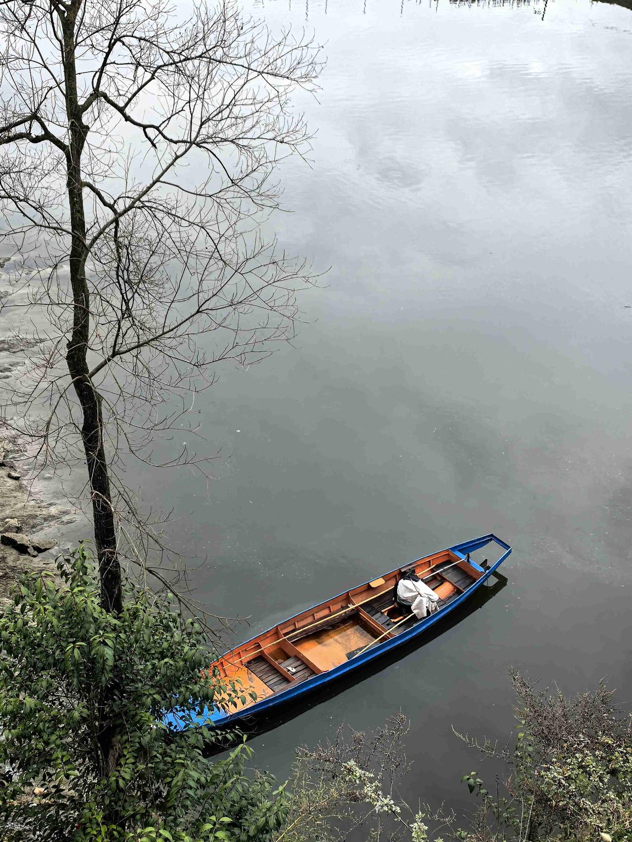 我的今日状态：😁轻松愉快
我这里的天气：☀️晴天