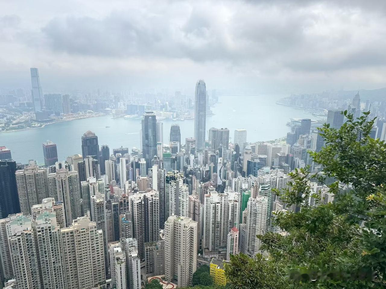 我的人生没有敌人，全部都是老师。
要么我得到，要么我就学到。
我的人生没有失败，