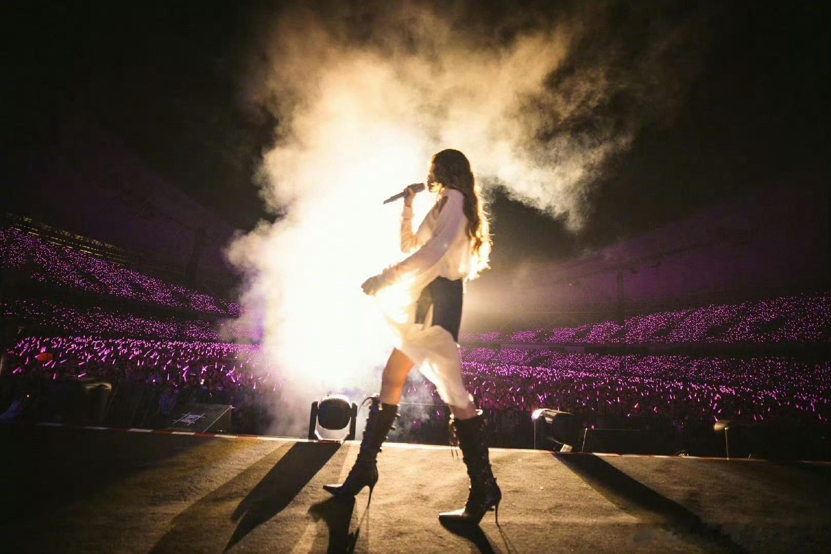 天生歌姬把歌迹抬上来了 A-Lin「歌迹」巡演暴击来袭！佛山1.24-25日、无