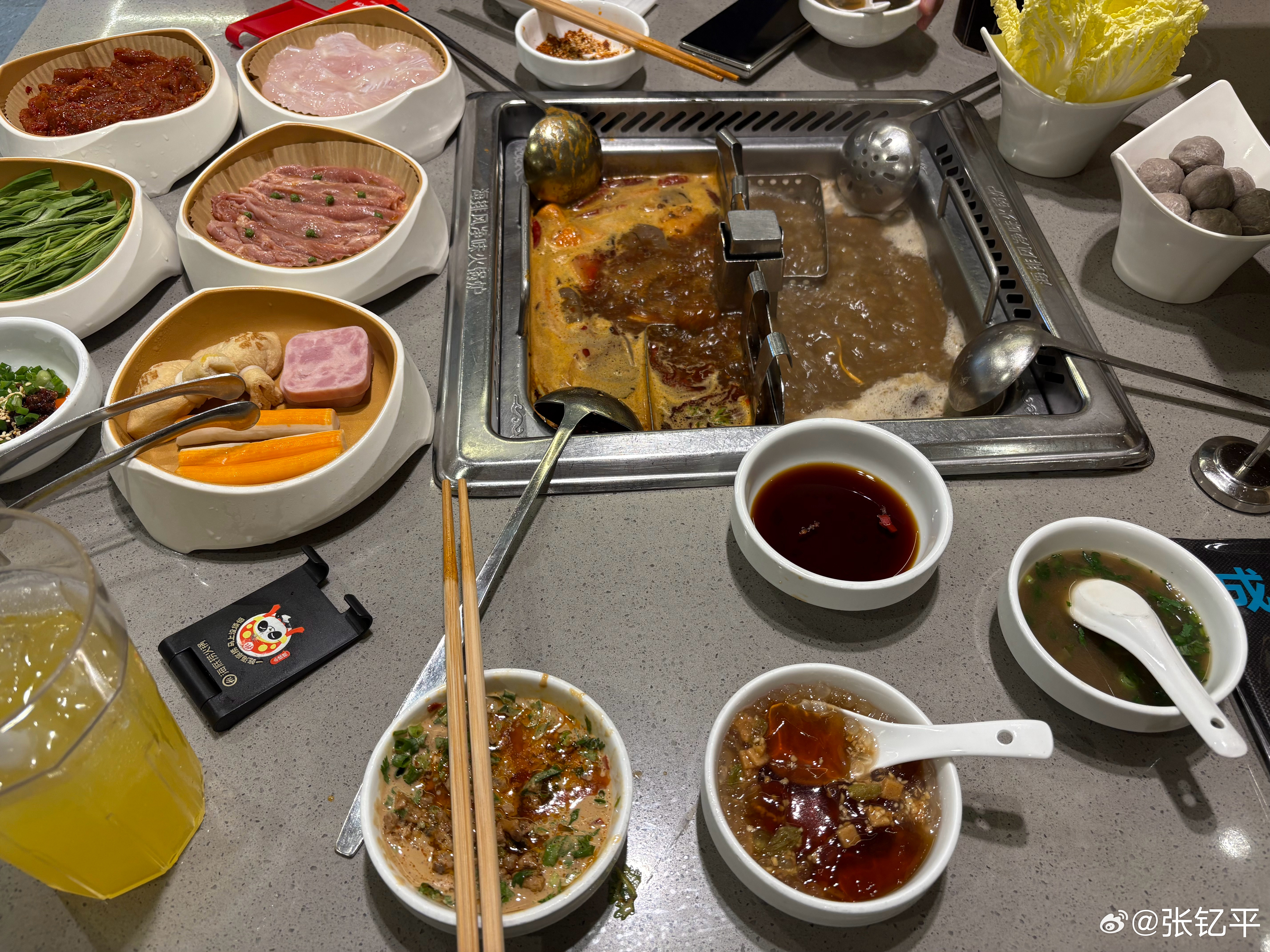 这谁能想到呢？图1是昨天吃的，图2是今天正在吃的。不管你是什么人，到车fans公