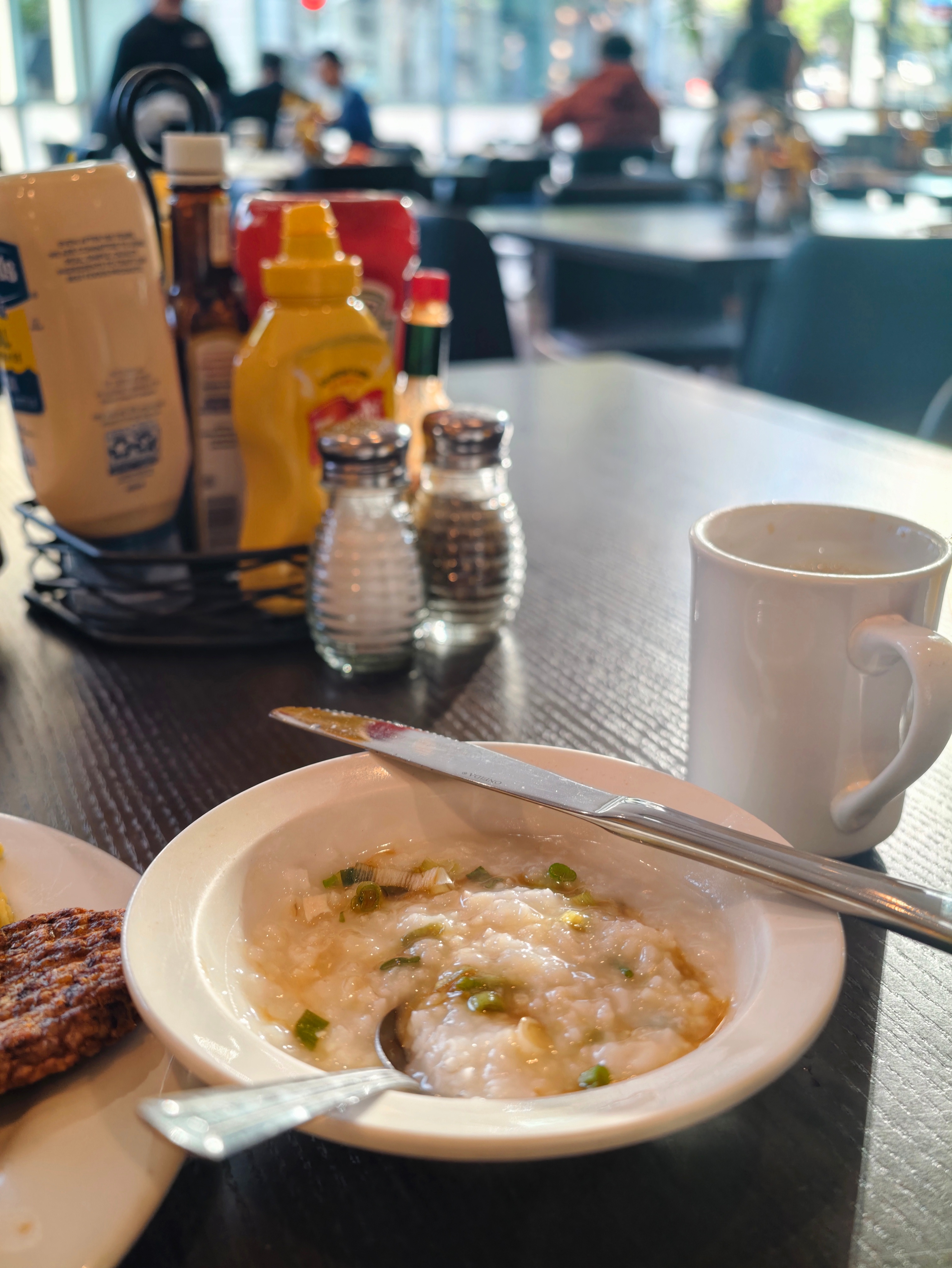 正当我觉得今儿早早餐确实寡淡时，掏出了救命小萝卜，妈的，真好吃 美国·旧金山金色