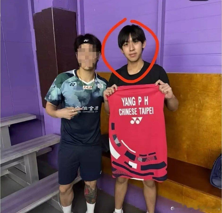 林志颖大儿子kimi的正脸照曝光，小时候香爸爸，长大了像妈妈多一点林志颖大儿子近