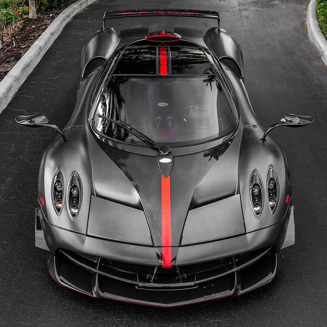 改车吧[超话] Pagani Huayra ​​​