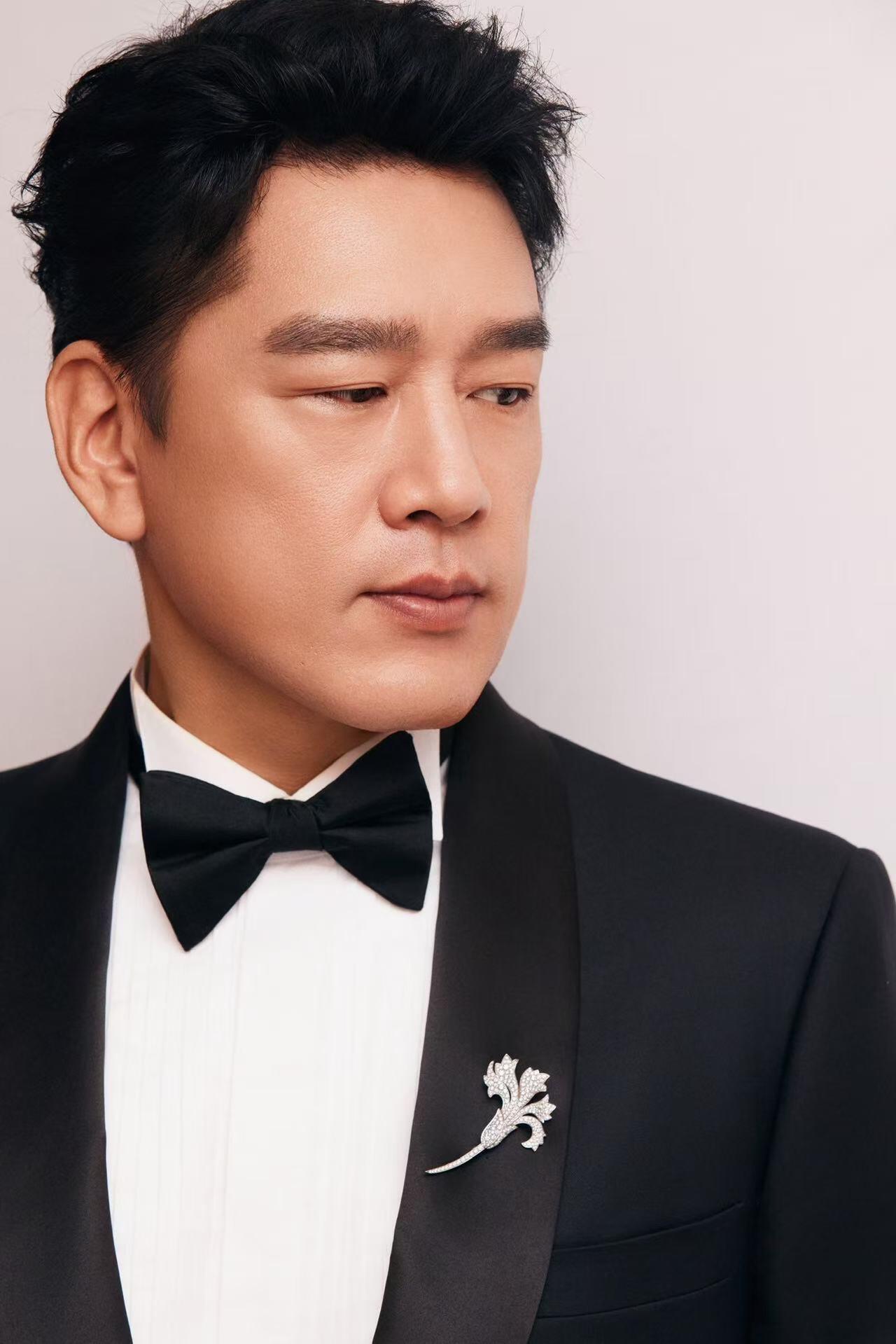 义乌小天鹅们再现春晚舞台朱迅王耀庆被义乌小鹅们萌翻了跟着春晚游中国高萌名场面来袭
