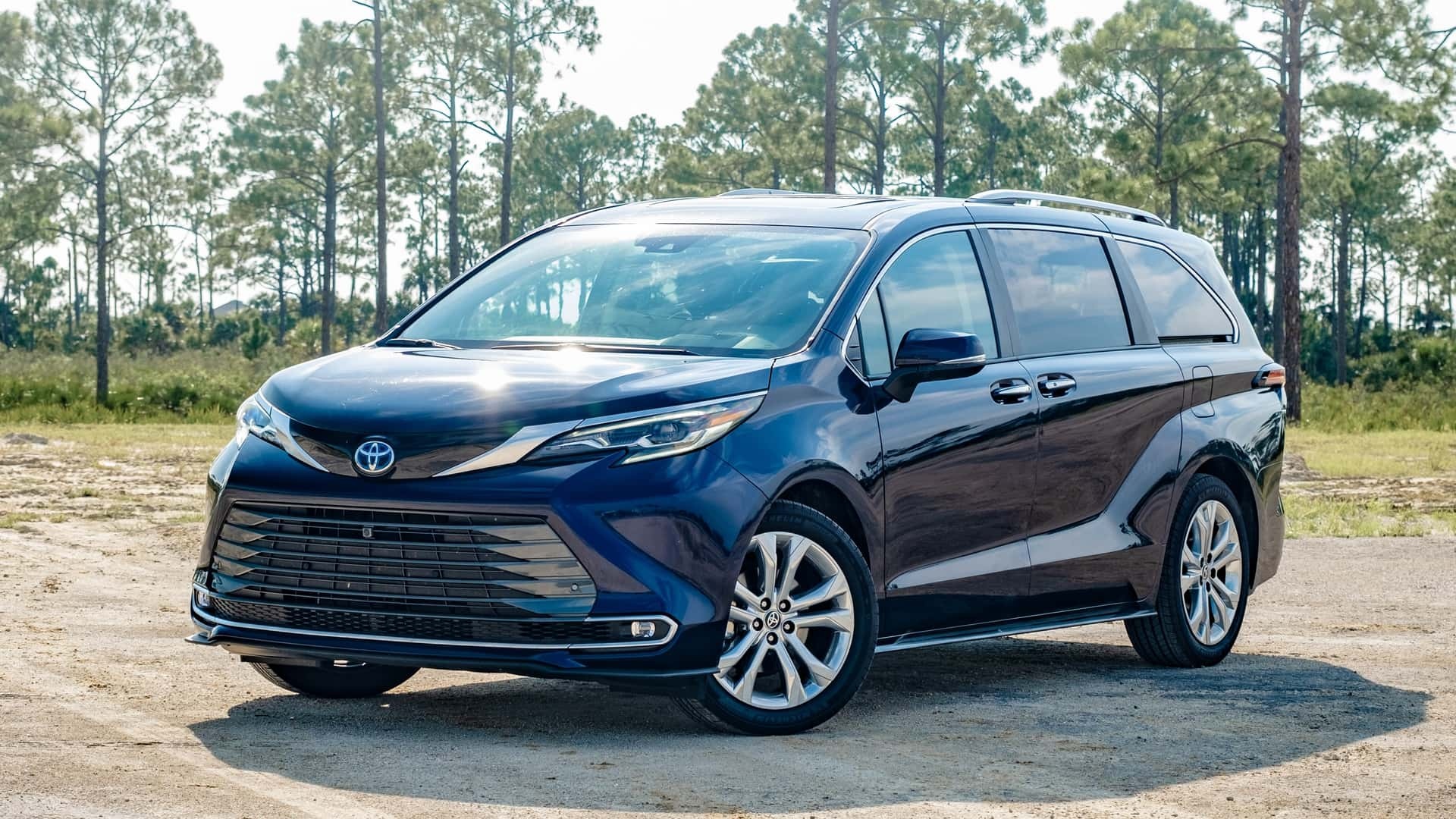 Toyota Sienna ​​​