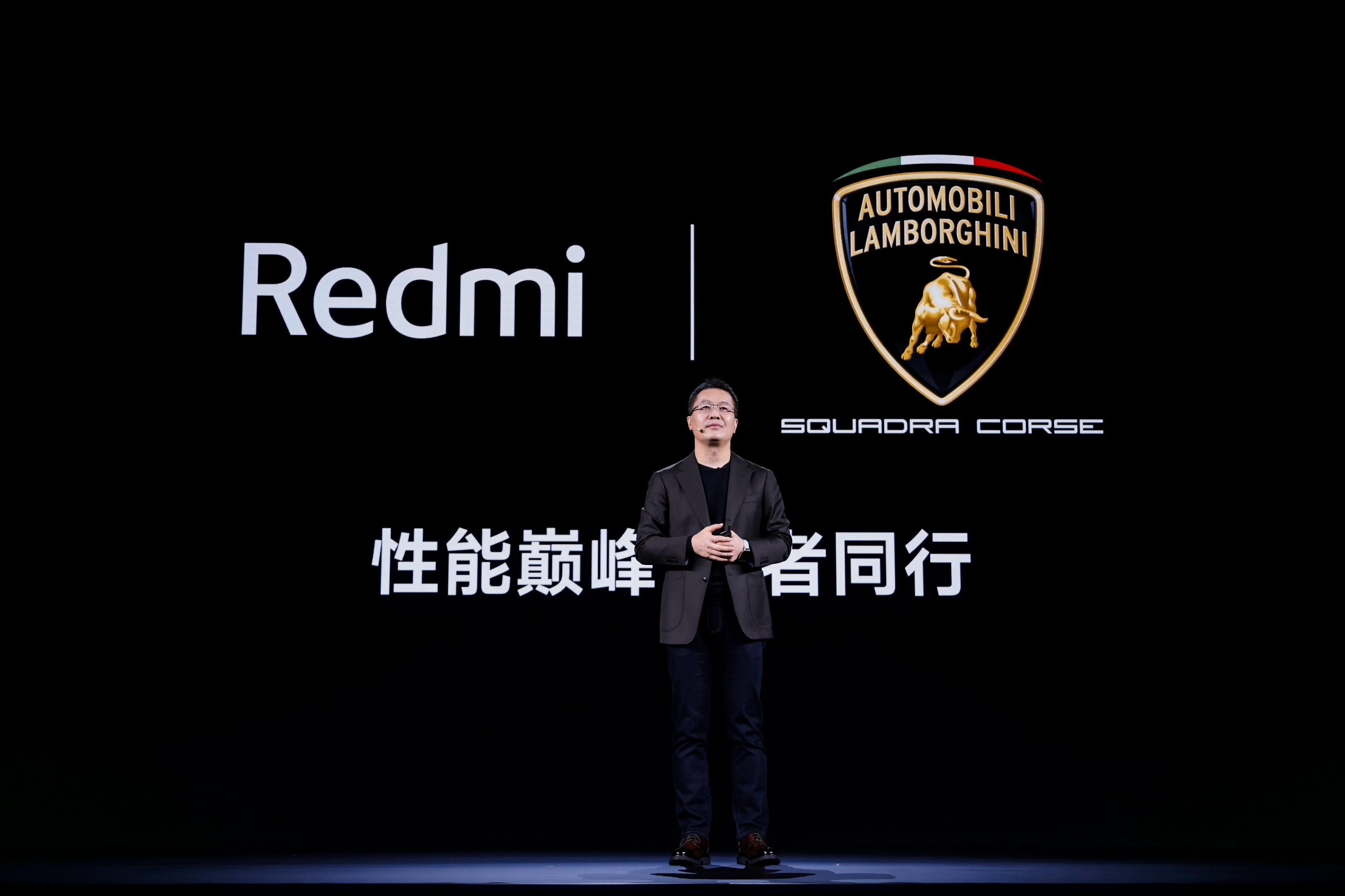 今天还在期待RedmiK70Pro冠军版把兰博基尼合作的外观做成什么样子呢～今晚