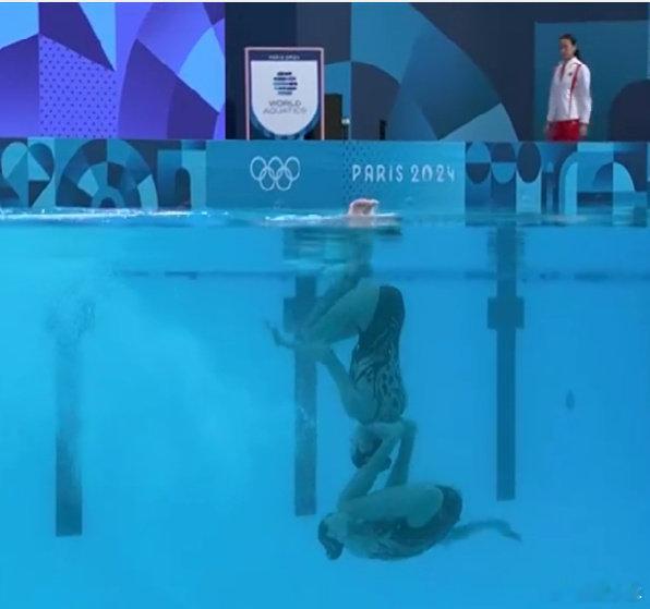 #花游姐妹的双胞胎玄学#这次在《中国榜样》里面花游姐妹与我们提到了属于她们的心有