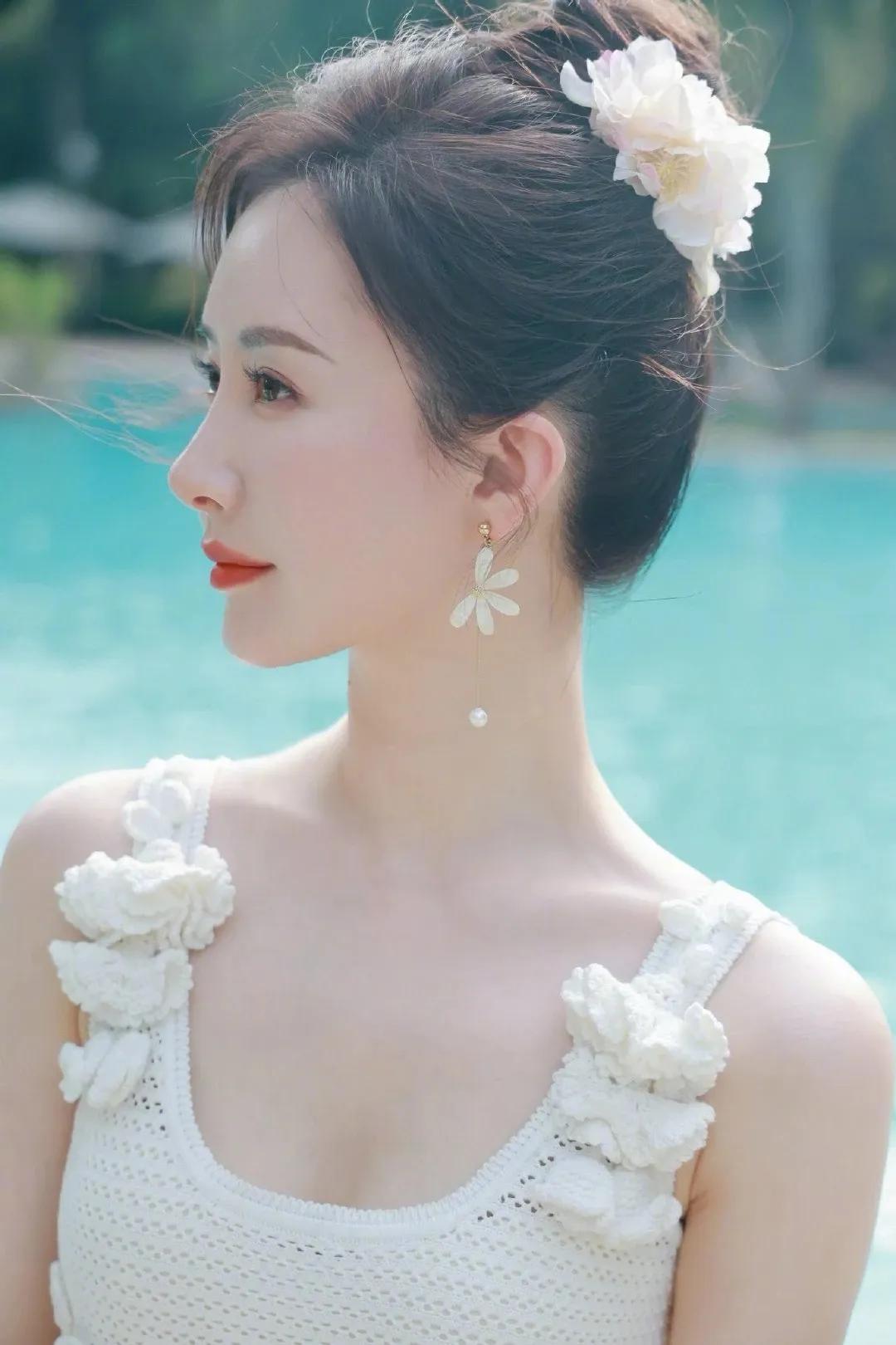 舒畅真女神，御姐天花板，那张最好看？