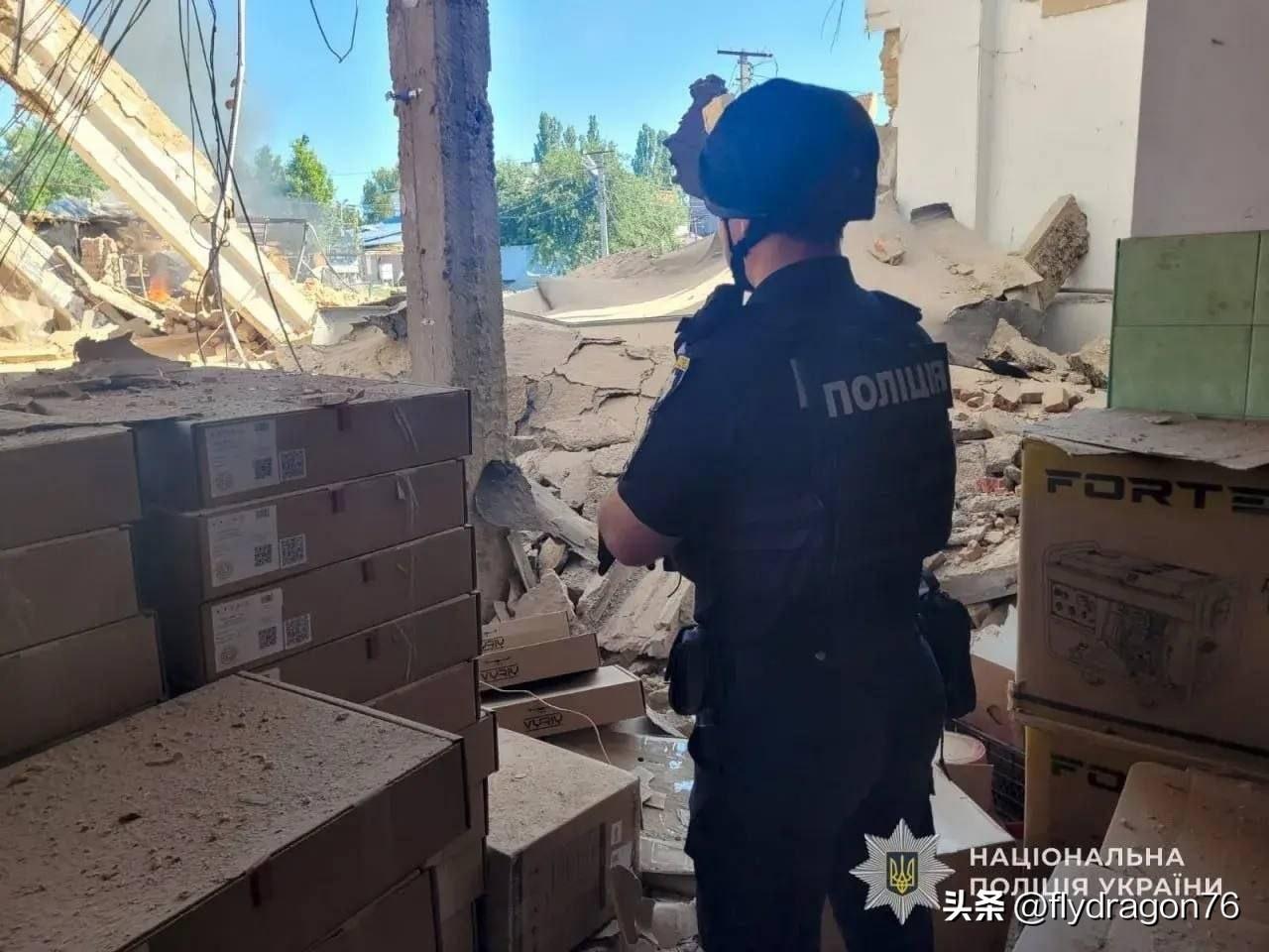 🇺🇦据乌克兰警方官方频道发布的消息，警方公布了照片，显示俄罗斯武装部队无人机