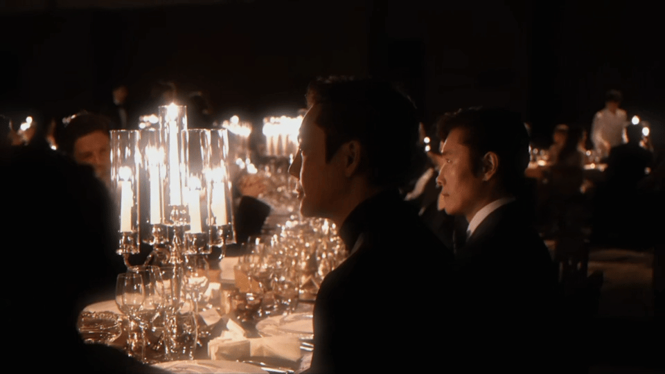 陈伟霆在秀场迷路了 被陈伟霆的米兰vlog戳中了，迷糊迷路的样子超可爱，可一到练