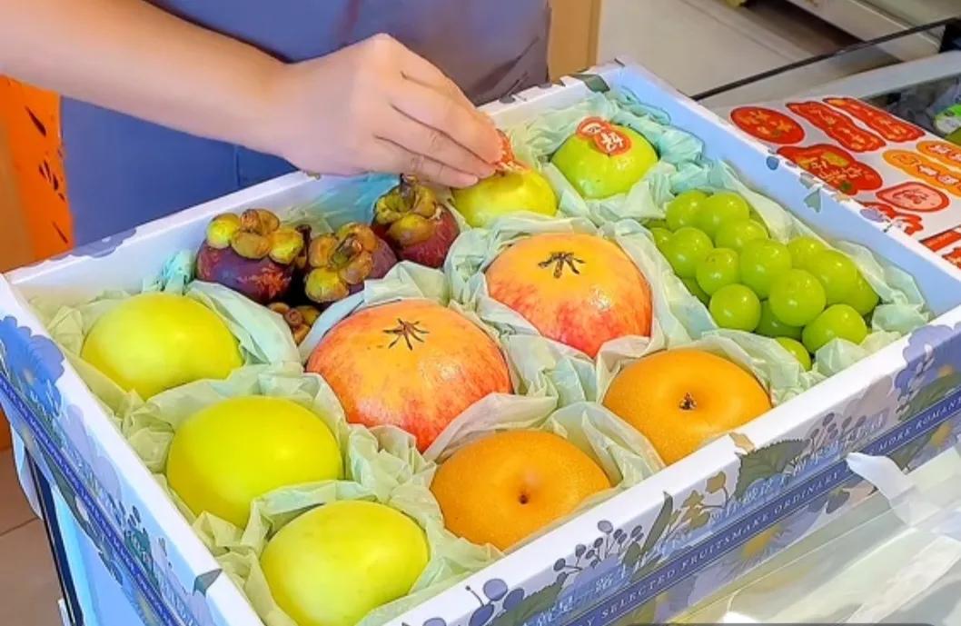 去年给客户们点砍一刀终于结束了，点了一年也没有让客户致富多少还是有点抱歉。