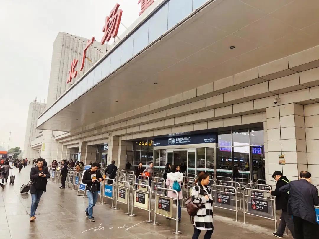 中国最“痛苦”的高铁线路，不仅开得“慢”，手机还全程无信号？

这里是刘小顺的旅