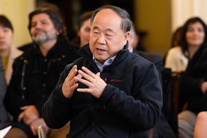 你对莫言的作品有好感吗？对莫言的作品没有好感，因为他的作品基调充满了黑色、黄色和