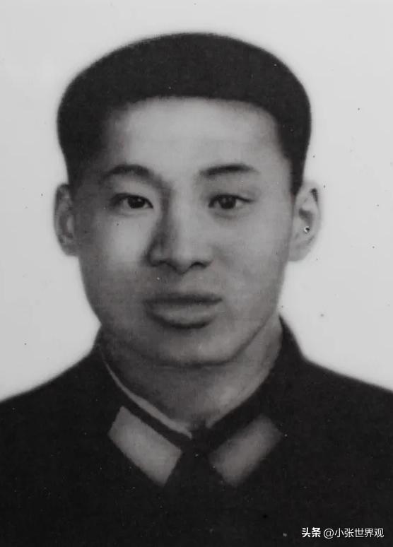 1979年，612高地上，我军战士吴建国身中8弹倒地，一个越军军官想拿走他的枪，