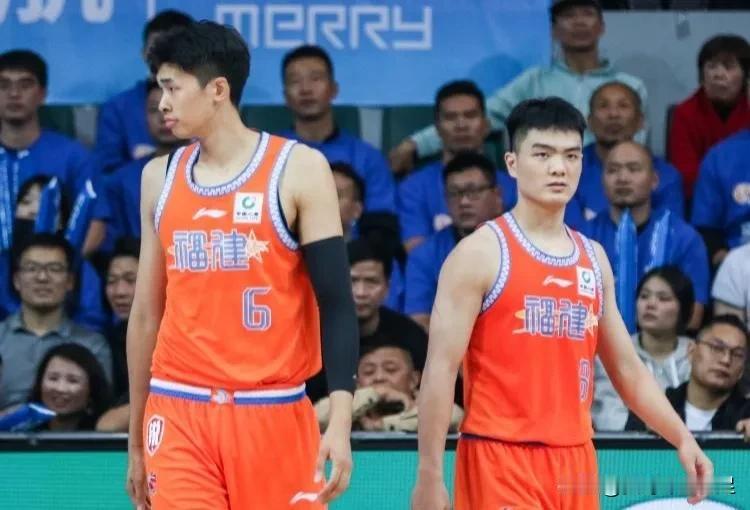 CBA，新疆93-104福建，新疆12连胜就此止步，邹阳18分12板，不得不承认