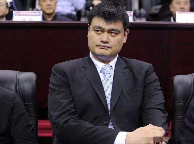 一个非常有意思的现象，在中国男篮亚运会丢掉争冠机会，被菲律宾队逆转，最终拿到一枚