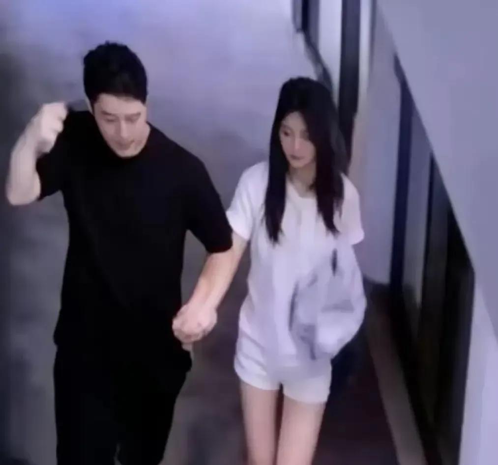 泰国遇难的这女子是因为和丈夫吵架了跑出国了，由于长的漂亮她在外面很受欢迎，她以为