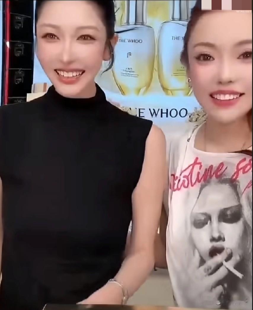 蛋蛋夸赞杜凤是整个互联网最美的女人，特有气质。
蛋蛋此话有点言不由衷了吧，你原来