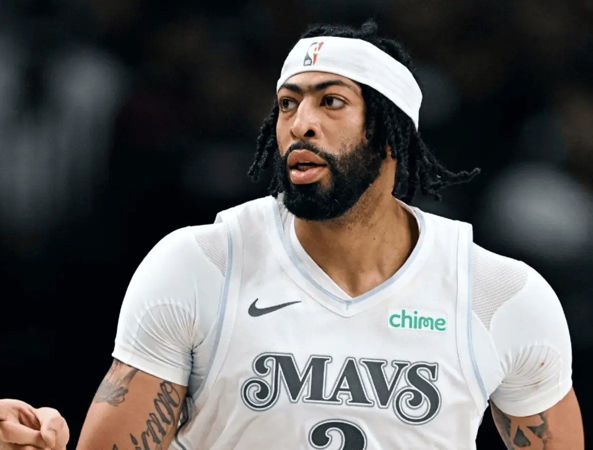 独行侠vs湖人流浪狗永远恋着曾经的主子爷啊！今天独行侠客场挑战湖人的比赛，被湖人