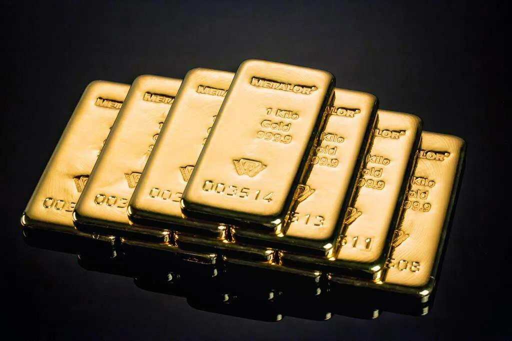 全球央行正在用脚投票。世界黄金协会最新调查显示，45%的央行计划未来一年内增持黄