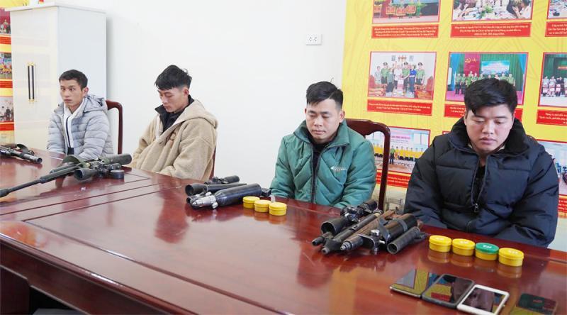 越南太原省警察抓获的卖气枪的