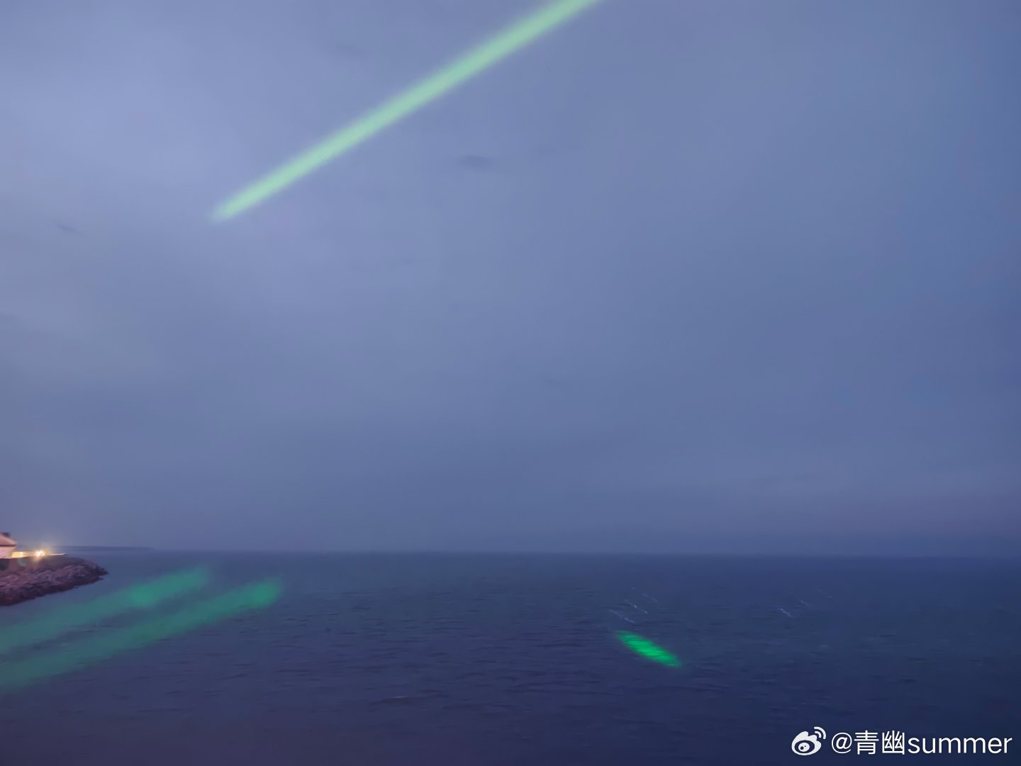 晚上在船上纯吹海风来的 
