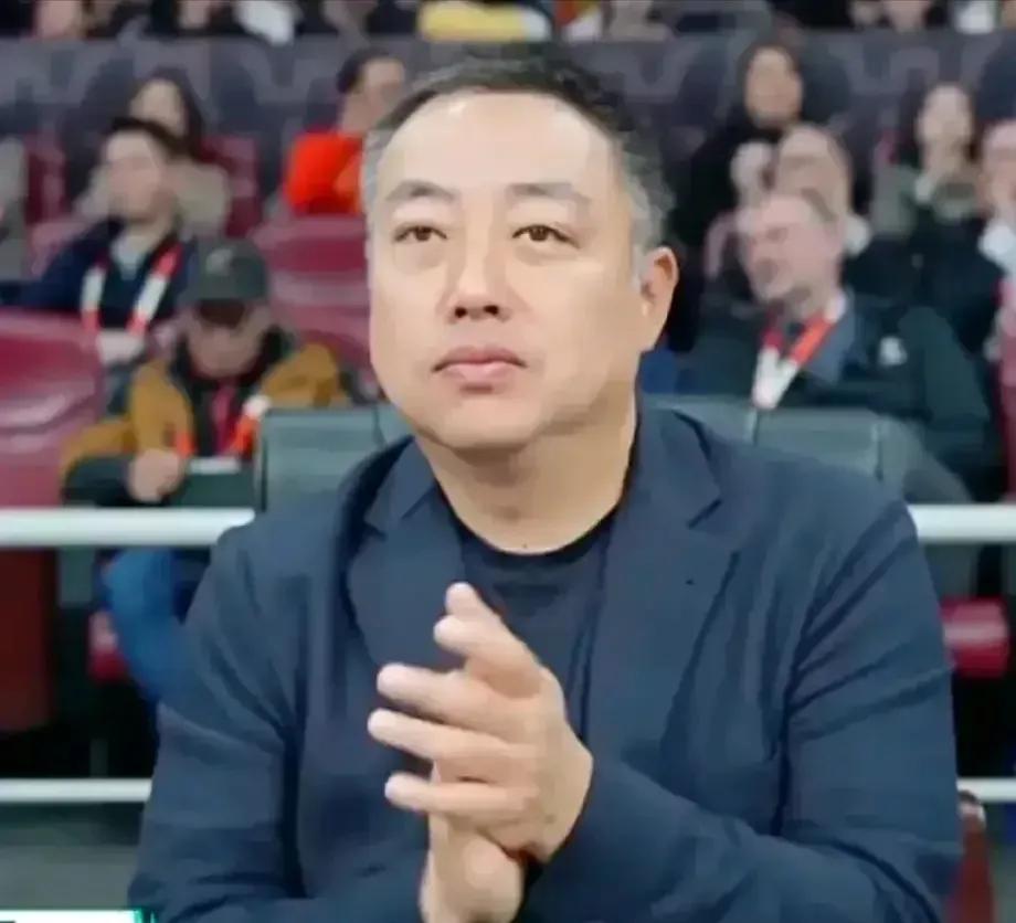 在WTT北京大满贯赛事中，有两点已明确：

一、孙颖莎与王艺迪的场外指导将由邱贻