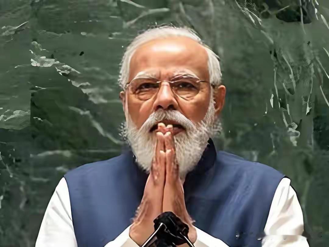 卢比贬值对印度来说是件好事，想让自己货币升值，那就是老老实实做事情，彻底摆脱满脸