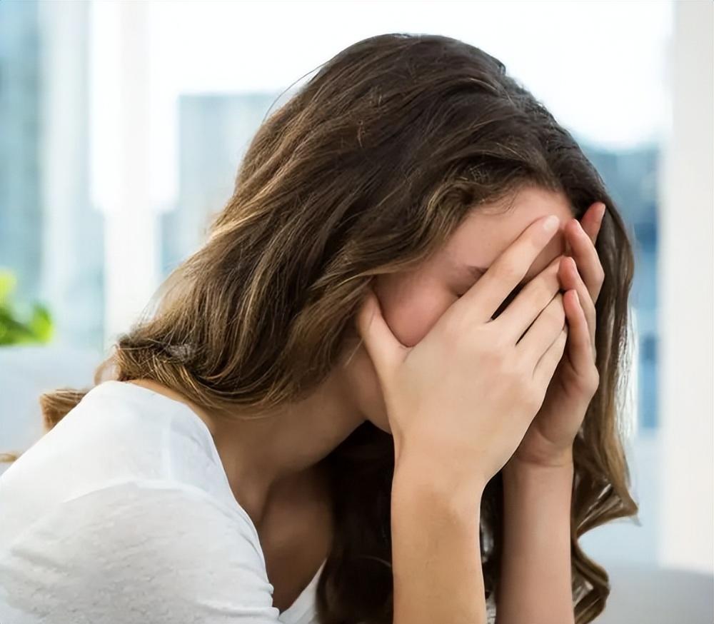 《成年人的解压方式，早变了》
 
不知道从什么时候开始，成年人的解压方式，早就不