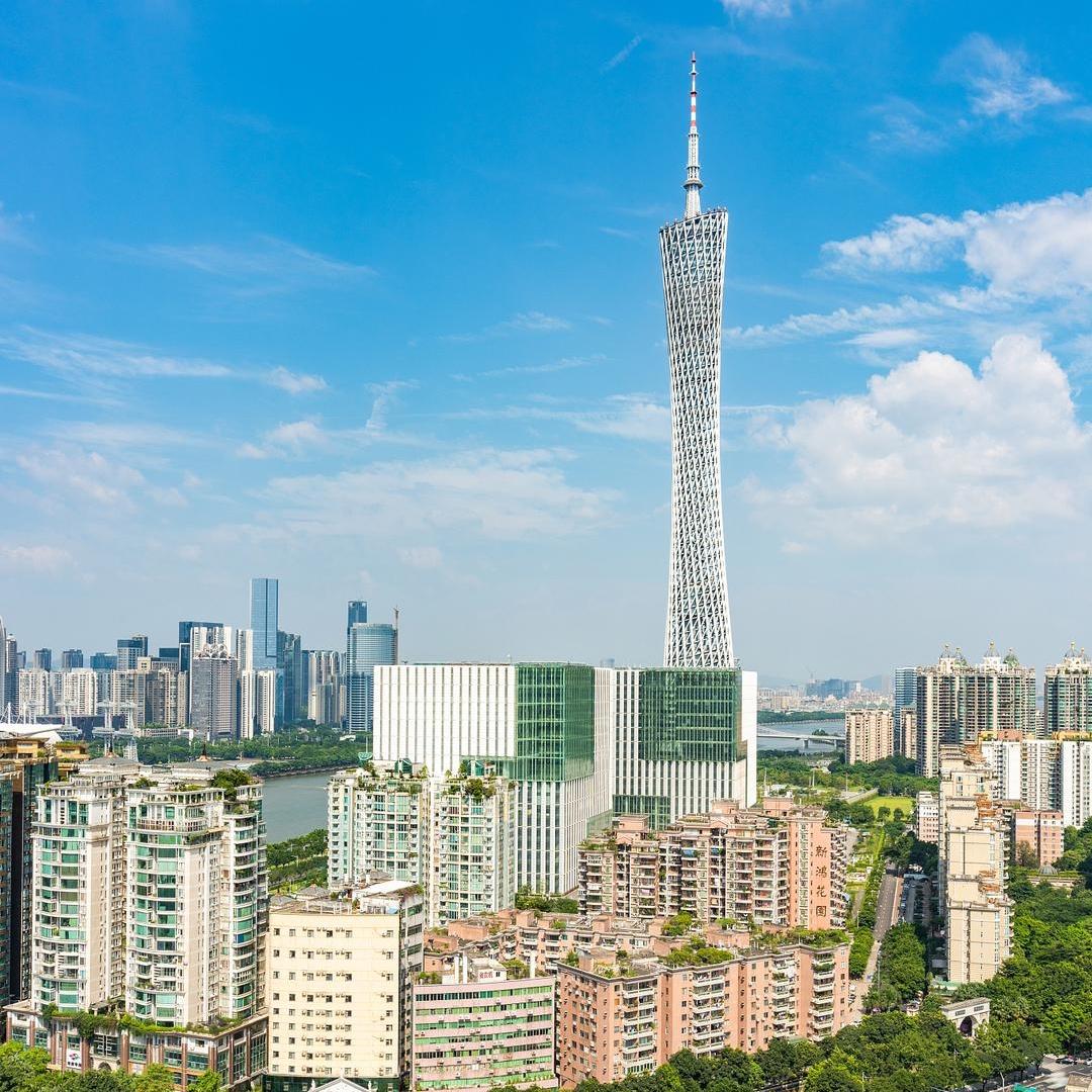 广东省内的广州、深圳、东莞、佛山这四个珠三角核心城市面积加起来只有15689平方