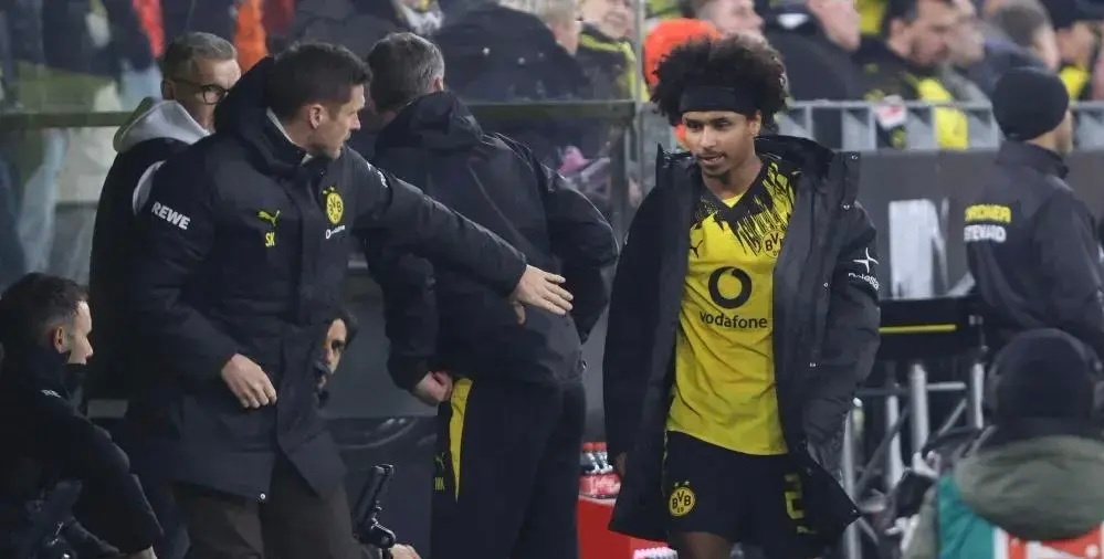 想买阿德耶米的球队，得掂量掂量他的场外问题这个赛季他不仅因为非法持有武器被重罚4