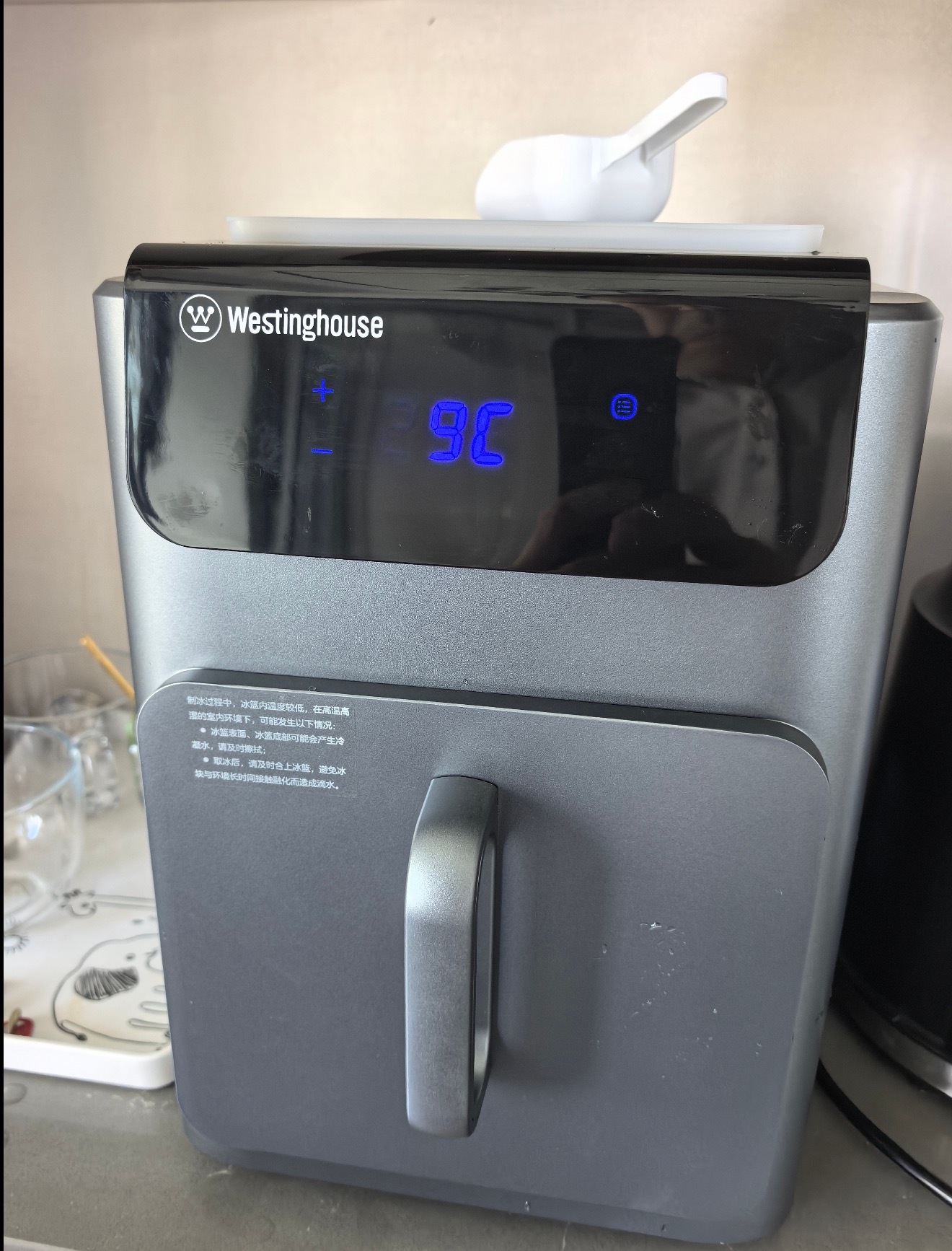夏天你最后悔没买什么家电夏日消暑宝藏家电首推迷你家用制冰机，告别久冻、告别串味。