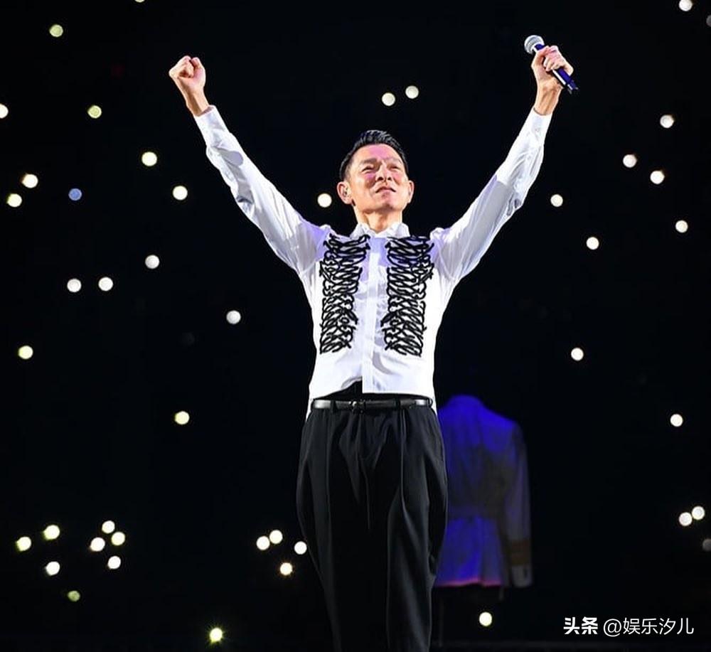 刘德华演唱会3+3模式


刘德华内地巡演再出大招！不同于传统的密集连开，上海、