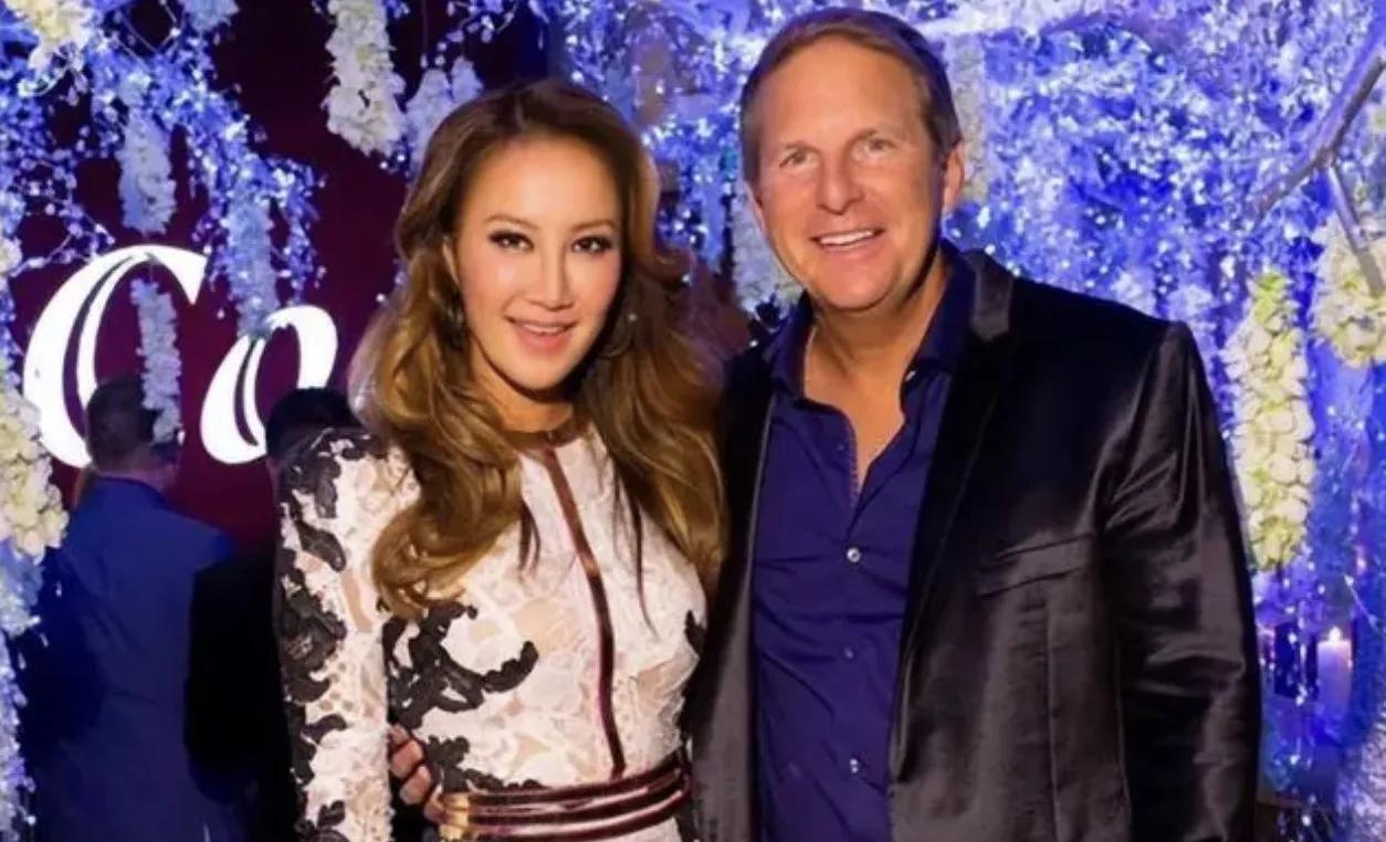 李玟老公，终于出手了！

8月8日，自李玟离世之后一直被热议的老公Bruce，终
