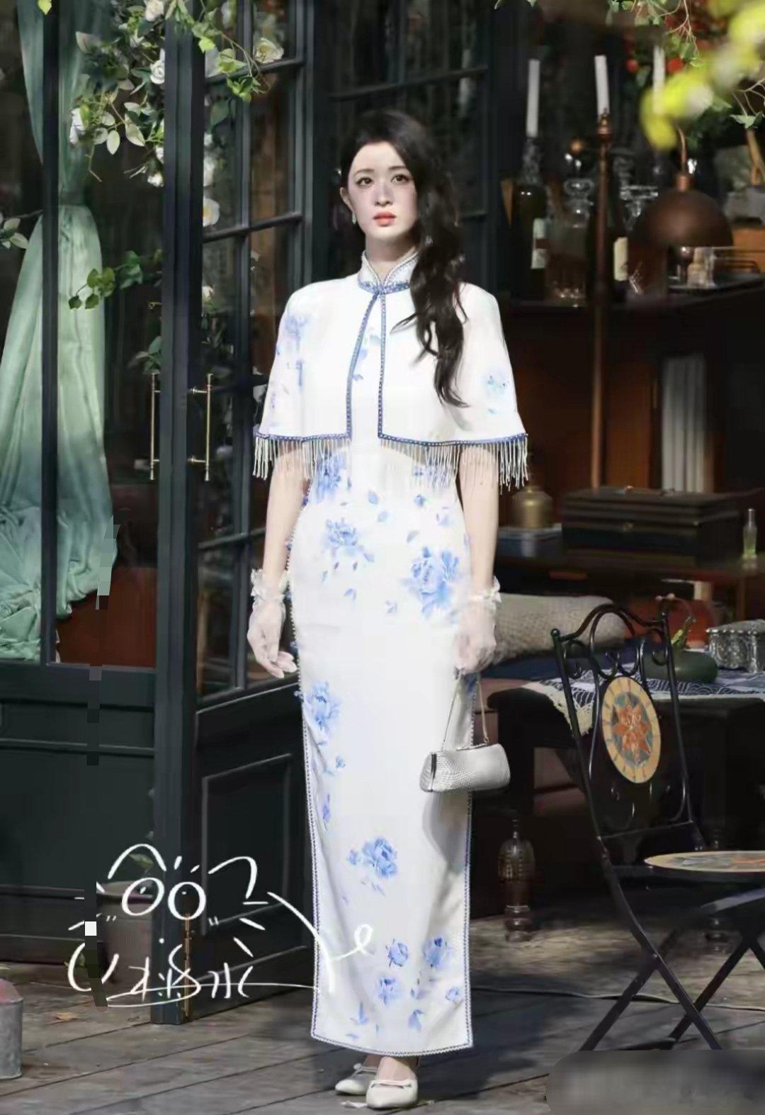 王楚然简直是穿旗袍的神, 好美好迷人, 女生见了也得多看两眼 ​​​