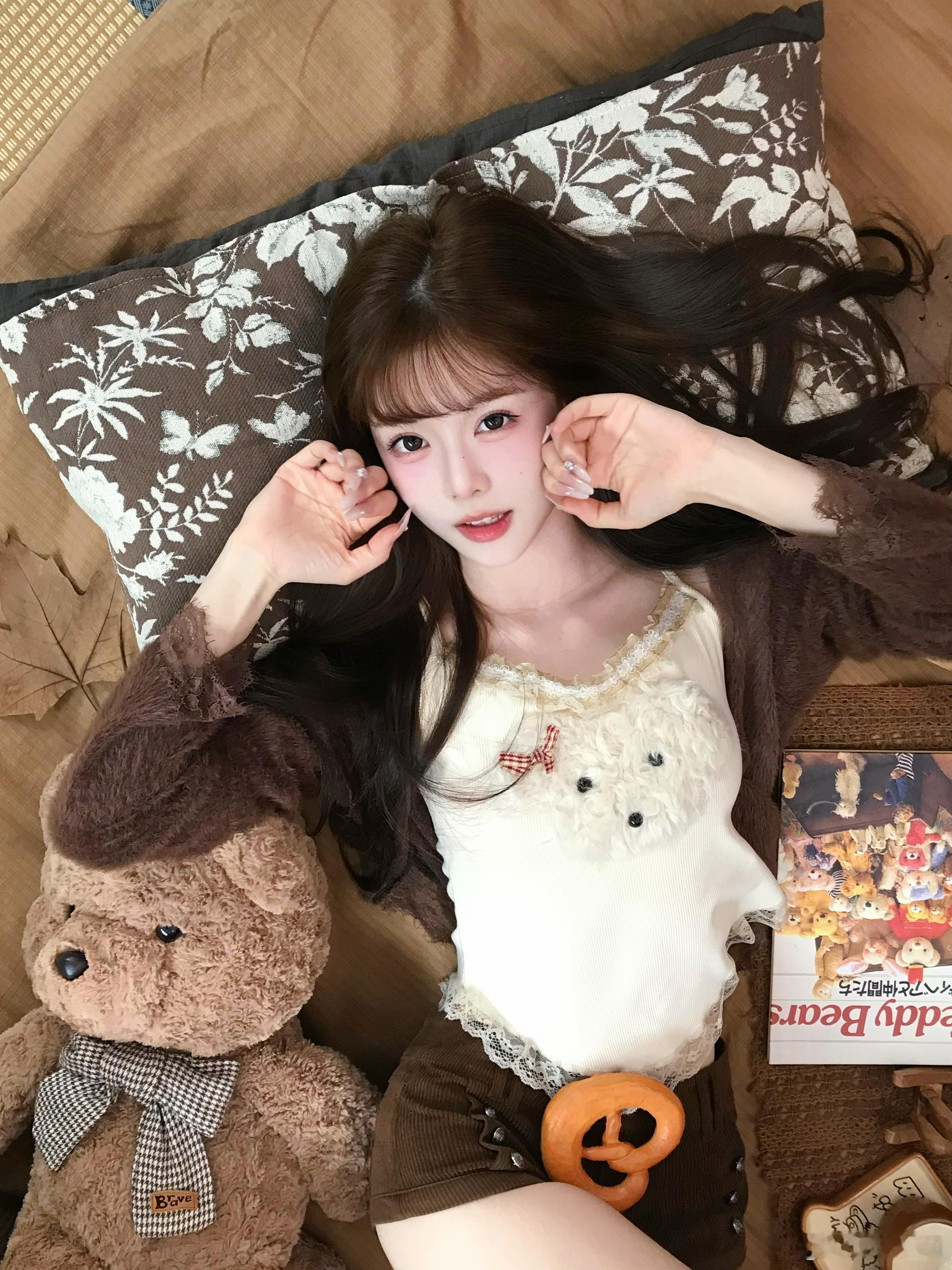 如果你惹毛我 那我就是毛茸茸的🐻秋冬好喜欢棕色系 暖暖的很安心～