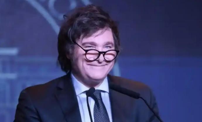 米莱向英国发出最后通牒！他给对方两周时间叫停马岛附近海域的油气开采项目，要是不照