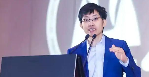 DeepSeek创始人梁文峰又出惊人言论：我雇你来，不是让你完成任务，而是让你创