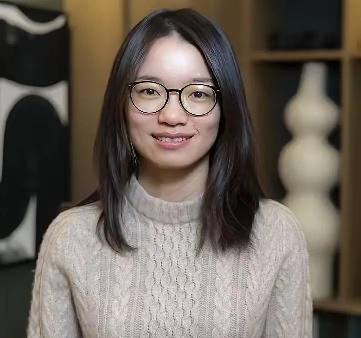 王虹这个人，完全经不起细究，因为仔细查一查就会发现，她实在是太令人敬佩了。就在7