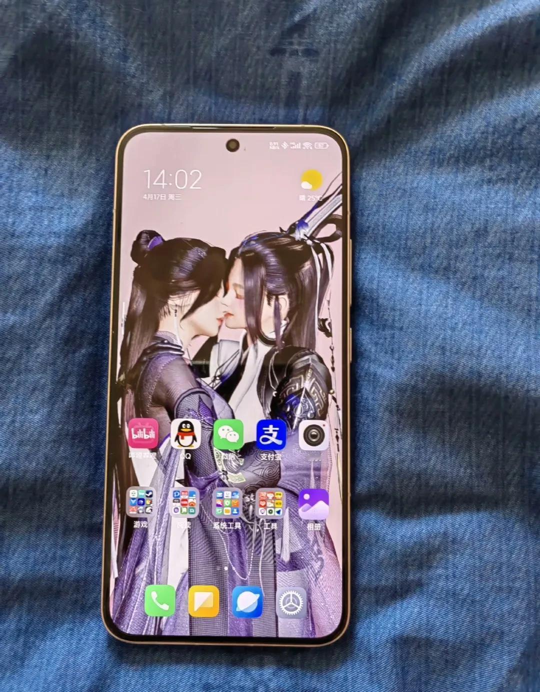 哦~你说xiaomi14的配置很高呢！它搭载了骁龙8Gen3处理器，还有ip68