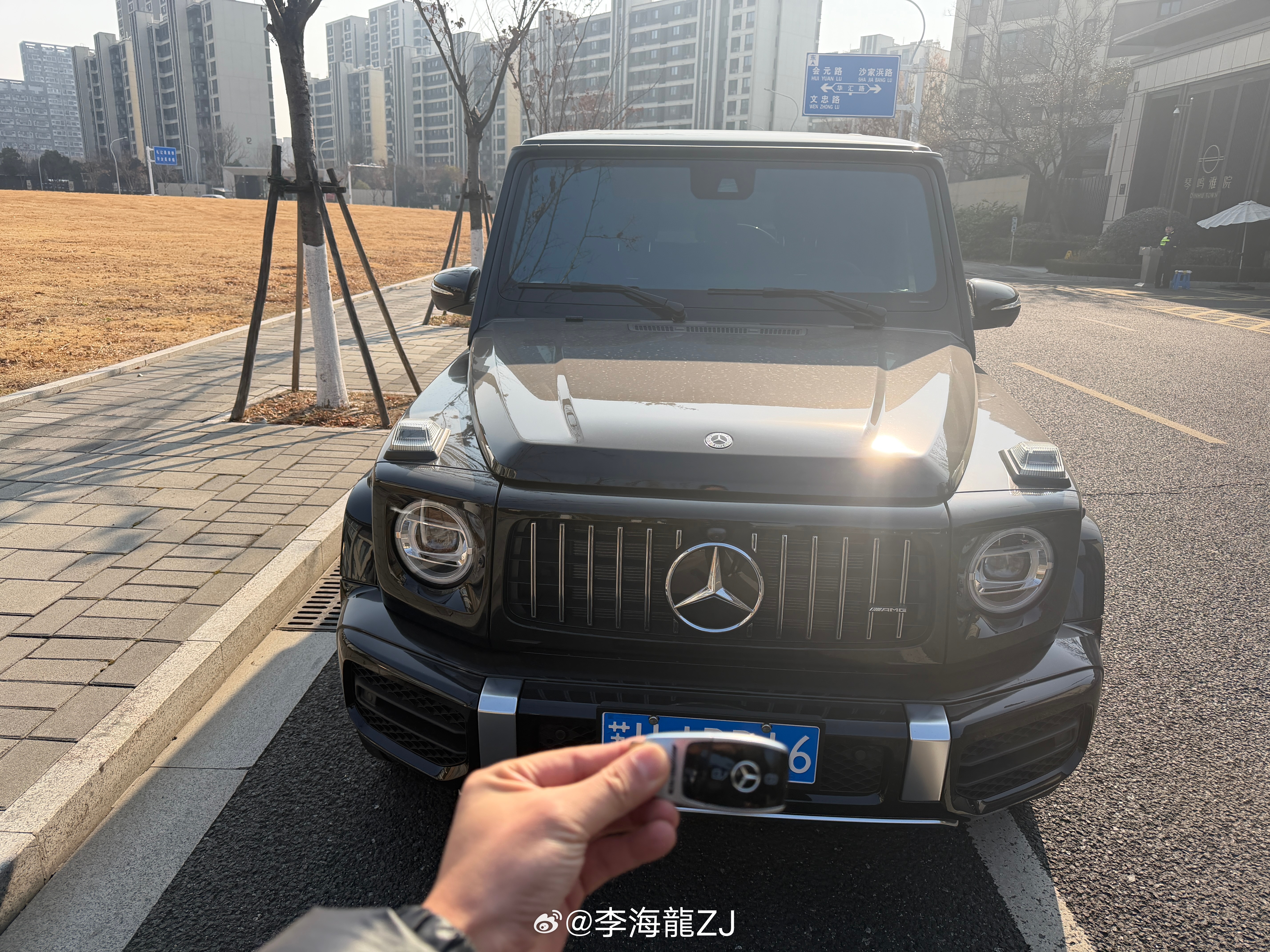 最新购入24年奔驰G63.仅行驶963公里.透明车衣.即将到店.喜欢的联系 苏州