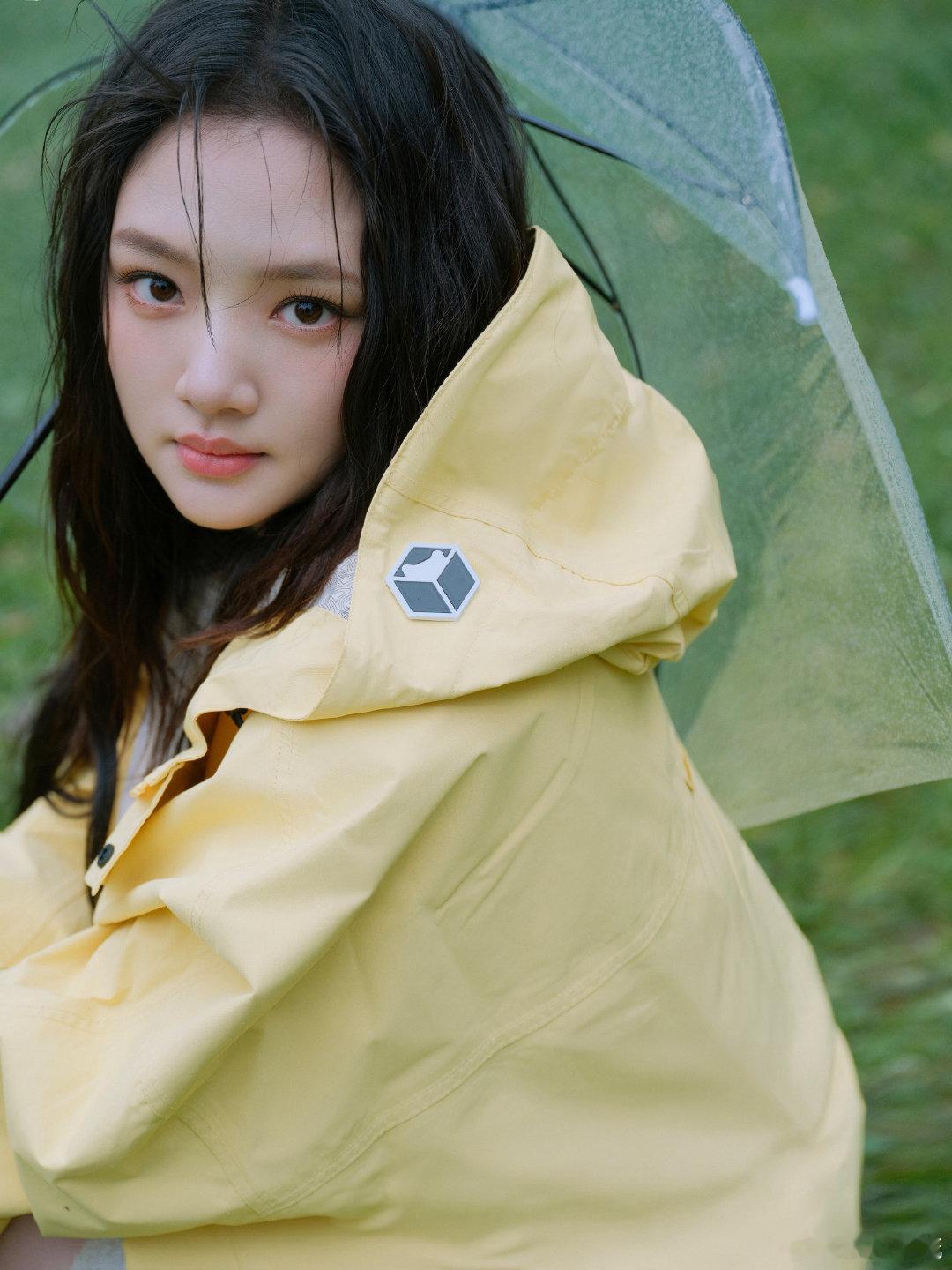 任敏是自由的风是活泼的雨 任敏身上有一种特别浪漫的气质呀，咱们的姐姐是自由的风是