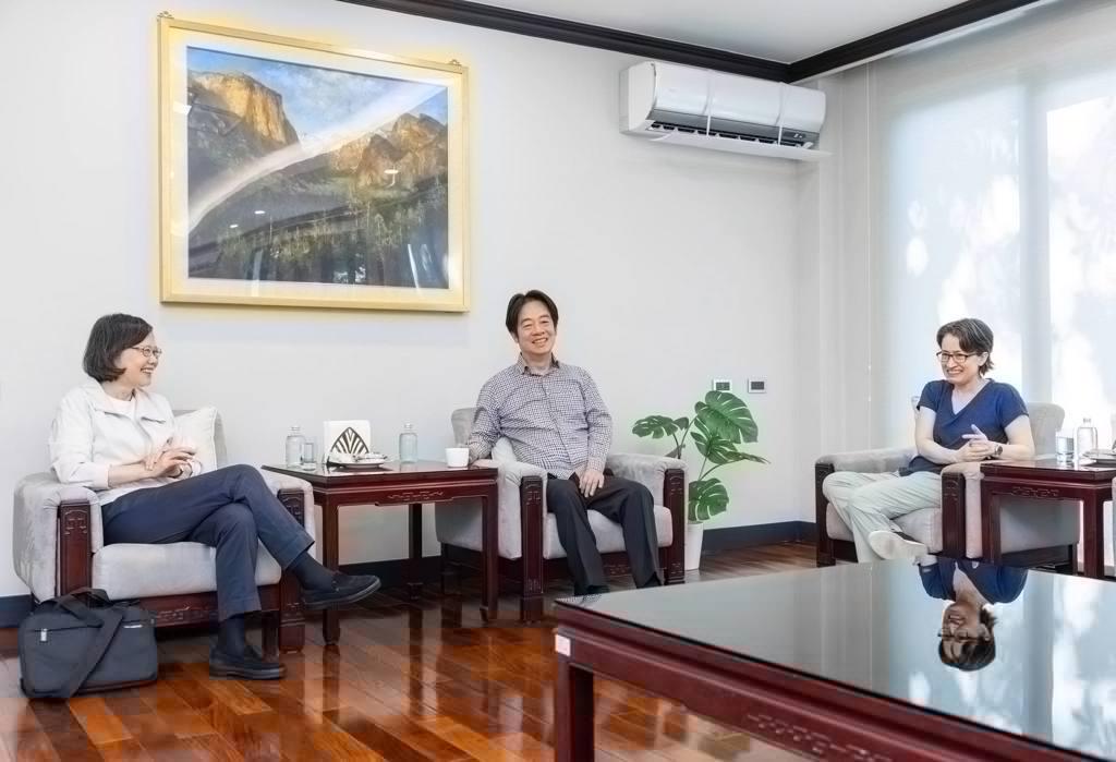 内斗外患 赖清德全面挑战

民进党在大罢免行动中遭遇全面溃败后，不仅未能进行深刻