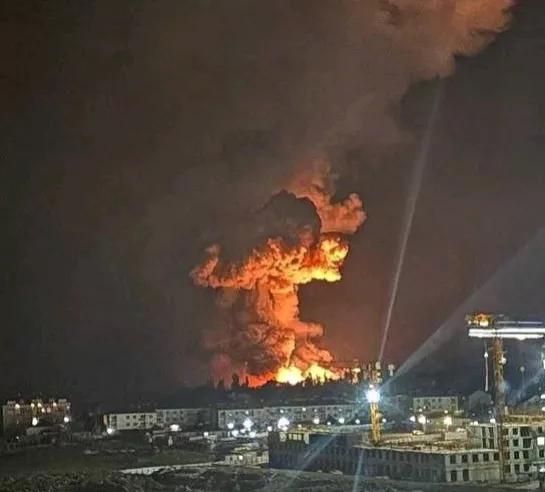 俄媒消息，当地时间26日，列宁格勒州长亚历山大.德罗兹坚科证实，该州位于波罗的海