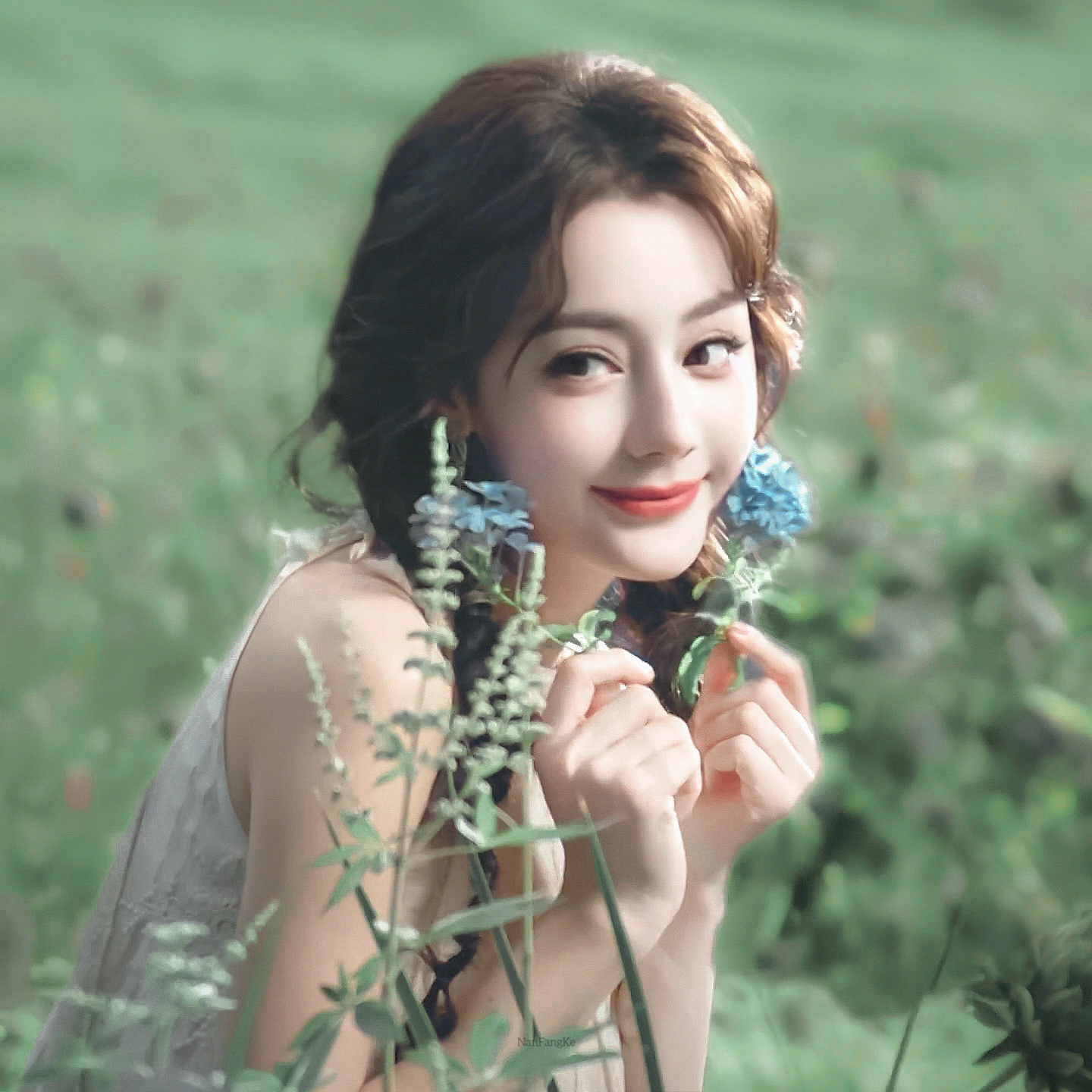 迪丽热巴[超话]迪丽热巴钰珑 🍒 迪丽热巴功夫女足 🍒 迪丽热巴卫蓝“玫瑰无