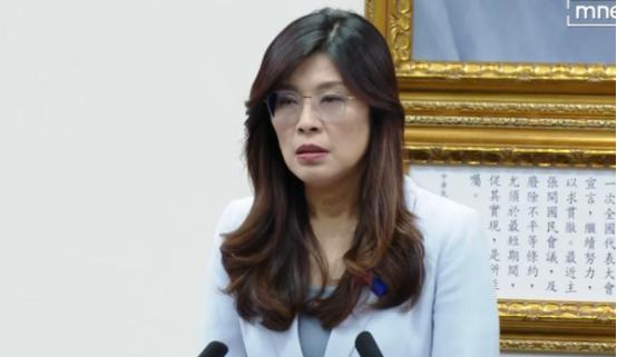 郑丽文宣布：聘请王金平担任国民党最高顾问

国民党主席郑丽文24日下午在中常会上