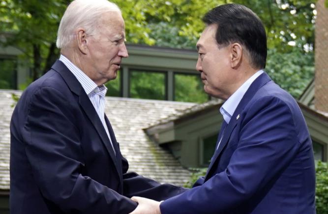 尹锡悦政府选举大溃败后，韩国政坛一夜“变天”，请求与中国对话。
 
尹锡悦搞砸了